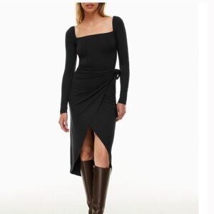 NWOT Aritzia Wilfred Longsleeve Midi Jersey Wrap Dress - Size: Small - Black